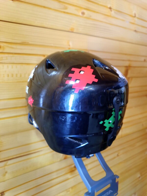 PRILBA UVEX JR BLACK 52-54CM
